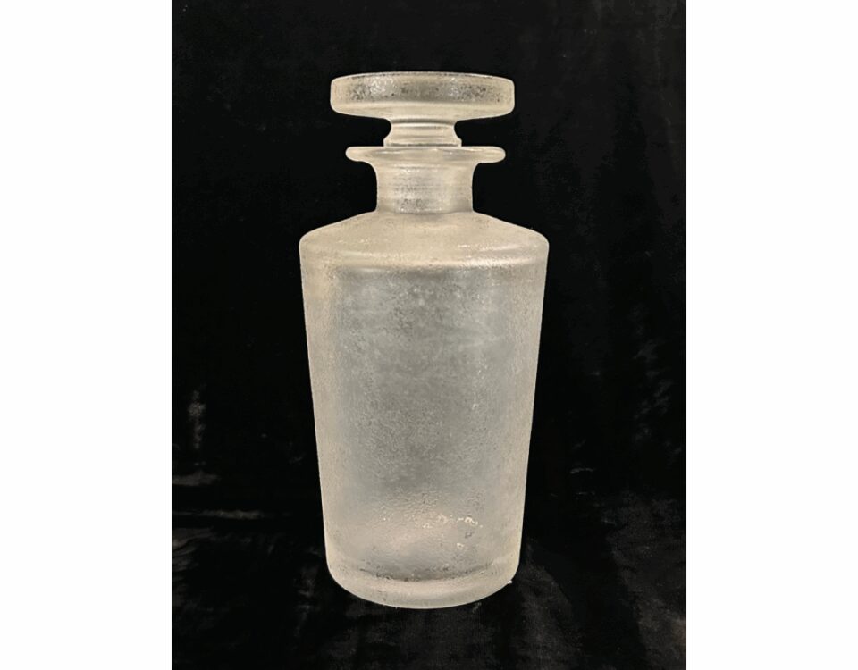 Bottiglia decanter in vetro corroso satinato, Flavio Poli per Seguso, anni '40