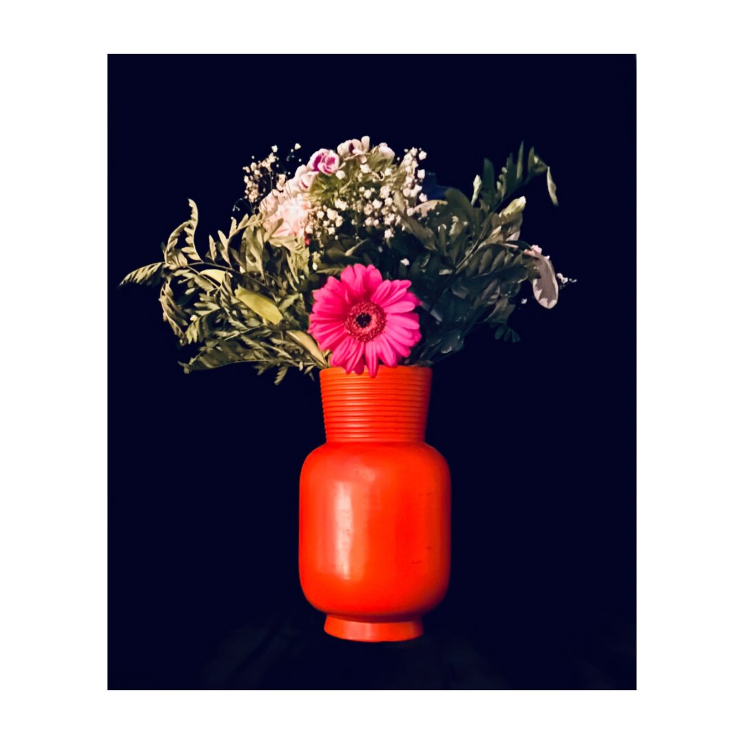 Vaso cilindrico in ceramica smaltata arancio, Giovanni Gariboldi per Richard Ginori