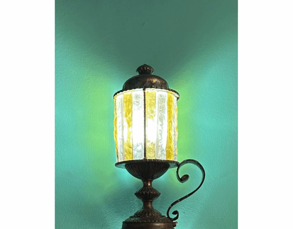 Lampada a lanterna brutalista in bronzo e vetro a lastre, Longobard, anni '60