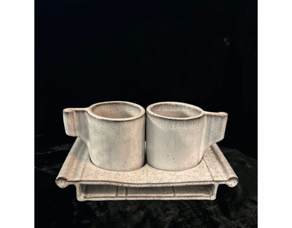Set di tazzine da caffè e vassoio in ceramica smaltata di Alessio Tasca, anni '70